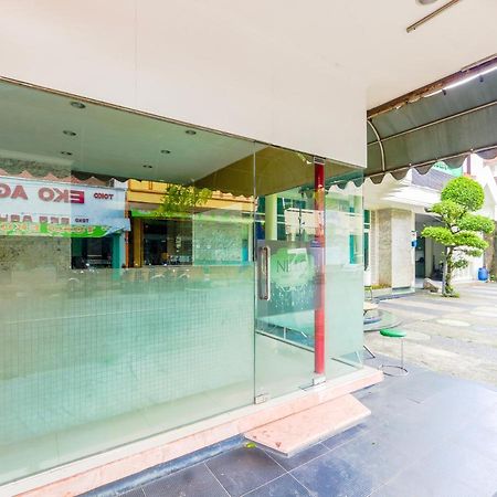 OYO 90788 Nillo Hotel Kebumen Esterno foto