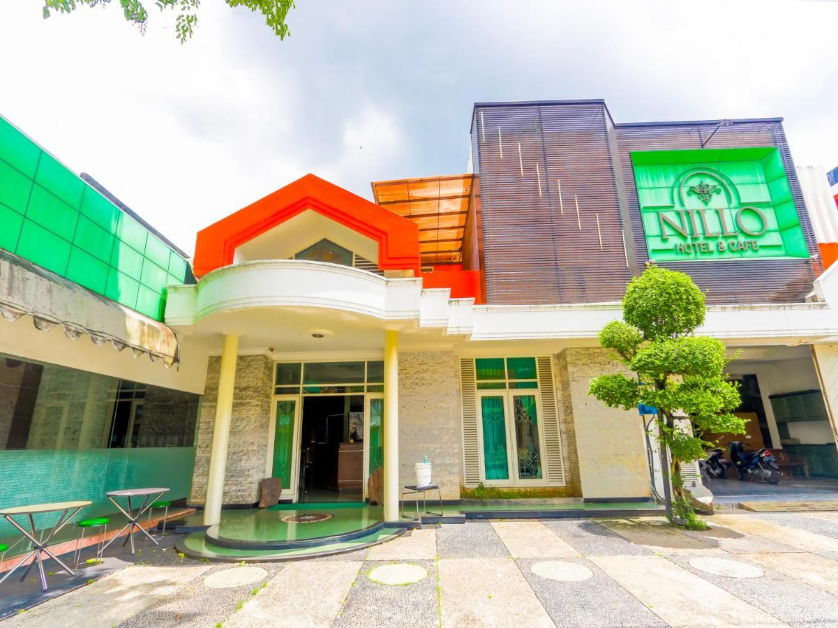 OYO 90788 Nillo Hotel Kebumen Esterno foto