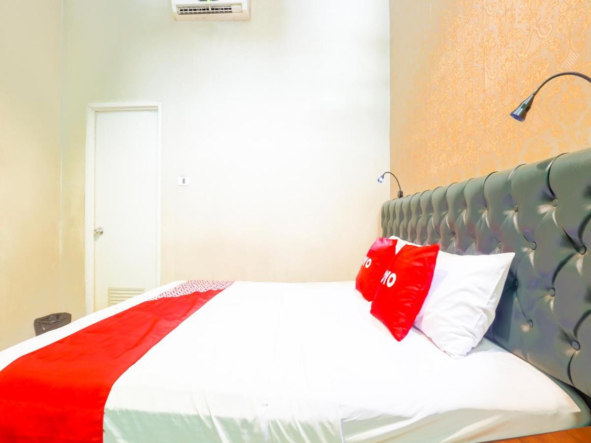 OYO 90788 Nillo Hotel Kebumen Esterno foto