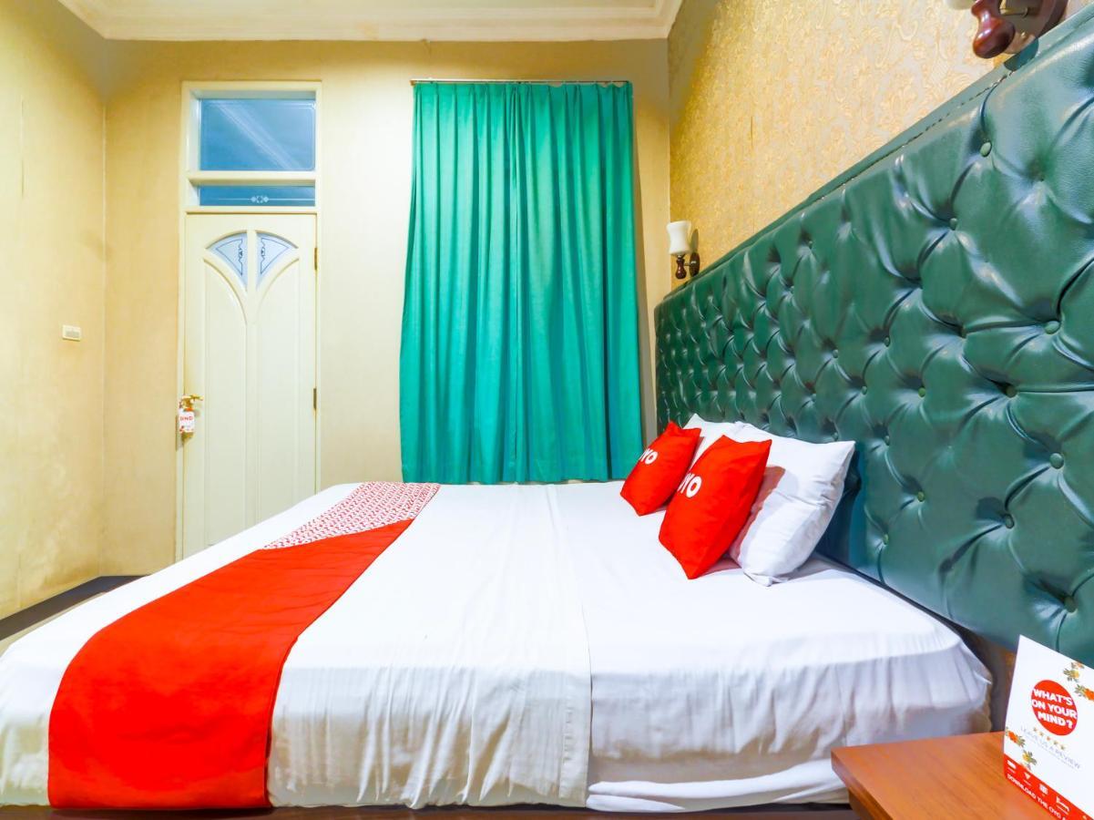 OYO 90788 Nillo Hotel Kebumen Esterno foto